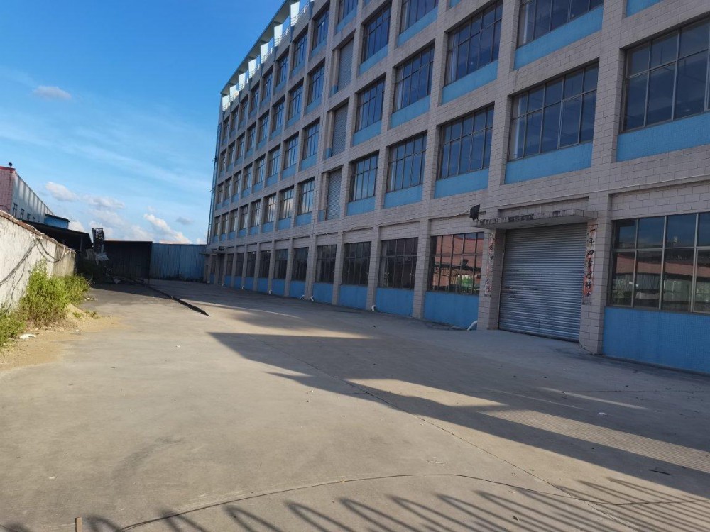 石龙靠茶山新出原房东工业用地标准独院厂房招租